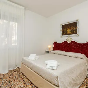 Apartament San Samuele Wenecja