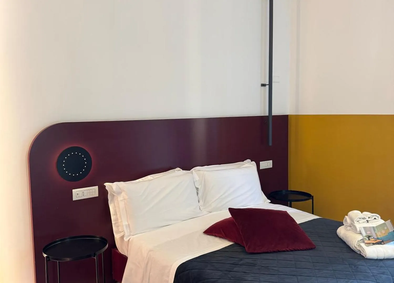 Rettifilo 311 Hotel Naples Italy