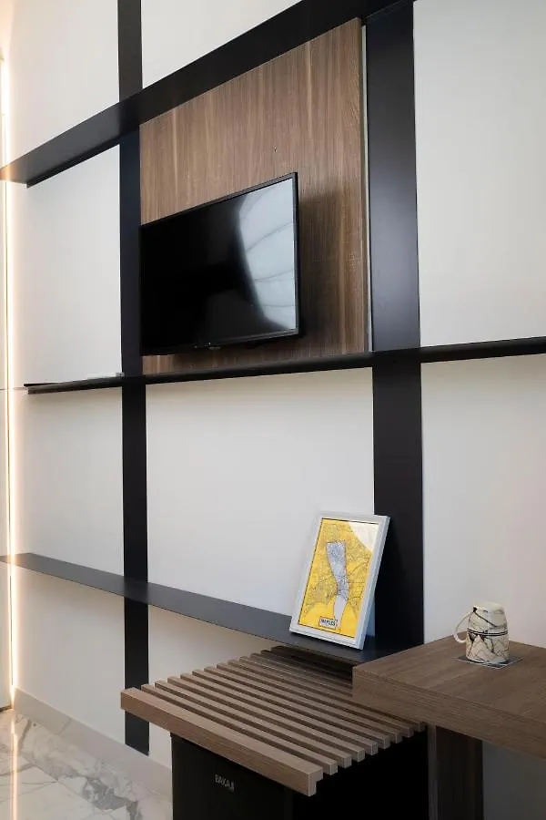 Hotel Rettifilo 311 Neapol 5*,